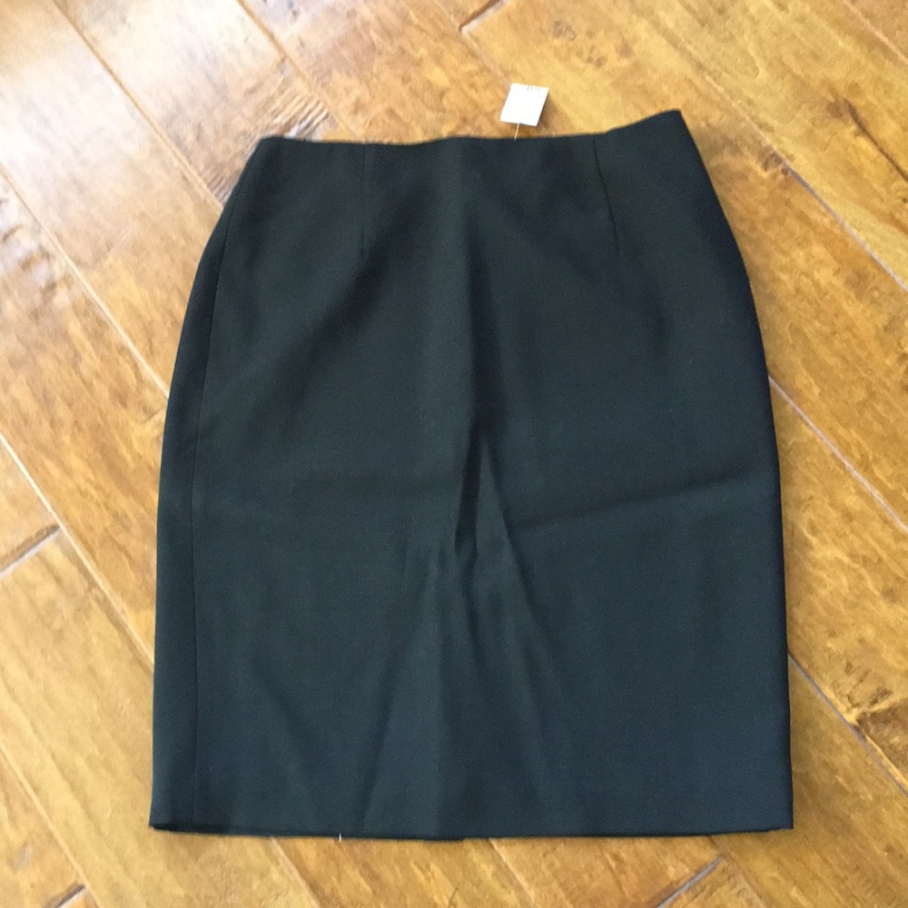 NWT Ann Taylor LOFT Black Fully Lined Skirt